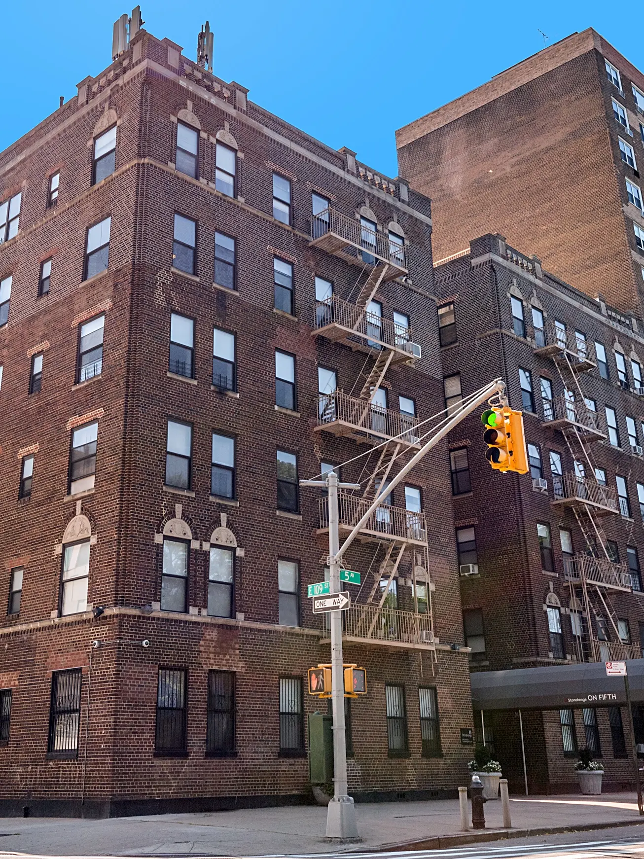 1274 Fifth Avenue Nyc Rental Apartments Cityrealty